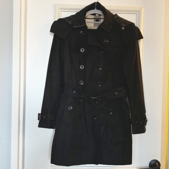 Authentic Burberry Classic Trench Coat: Detachable Liner Hood